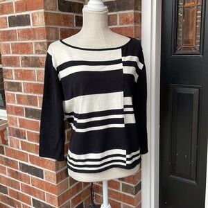 Nine & Company lightweight Knit‎ Top